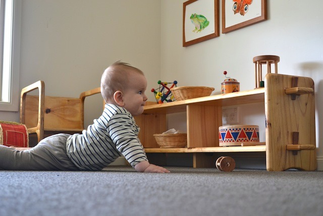 kids crawl (1)